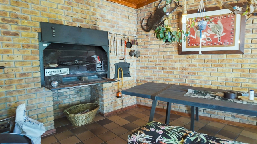 3 Bedroom Property for Sale in Courtrai Western Cape